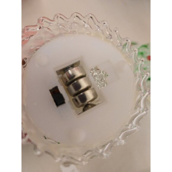 NEW Set Of 3 LED Light-Up Lace Glass Christmas Trees Red Stars & Green Trimming - Picture 6 of 6